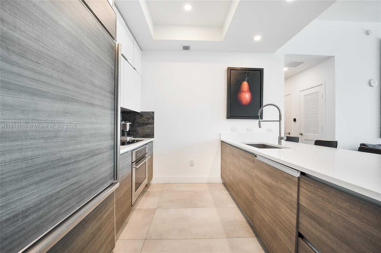 Small Image of 1100 SOUTH MIAMI AVE #PH, Miami Number 7