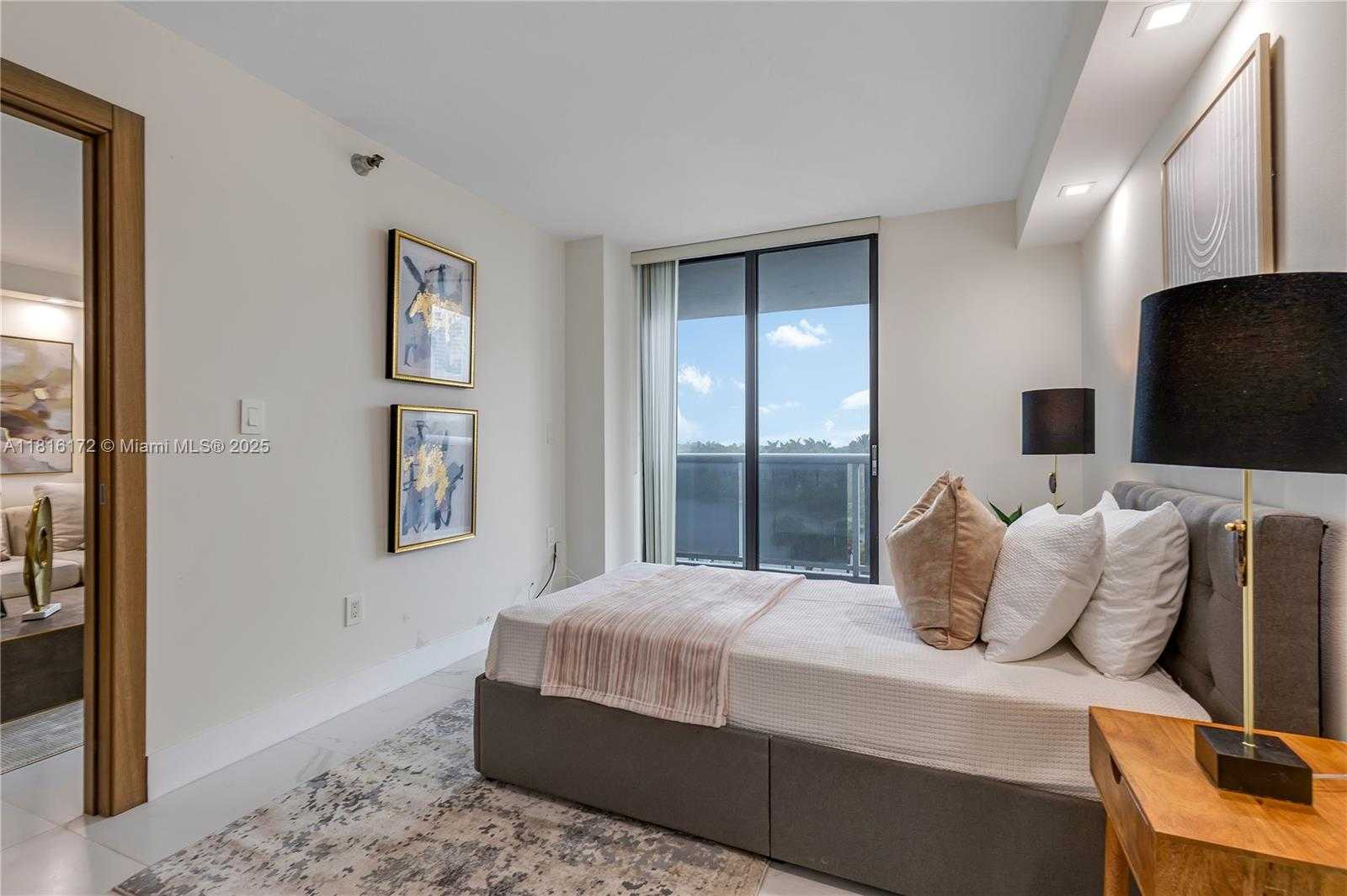 Small Image of 20505 EAST COUNTRY CLUB DR #532, Aventura Number 15