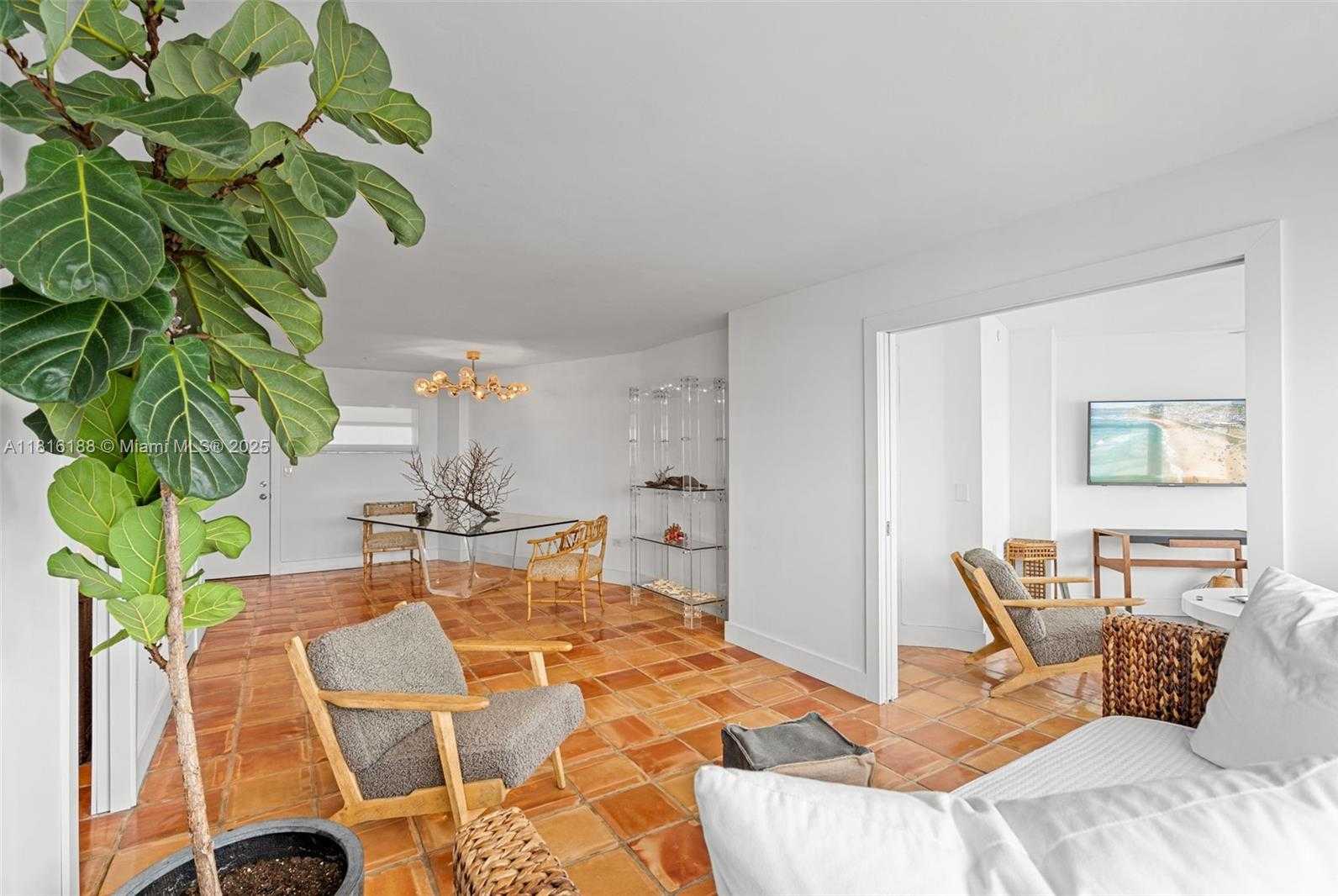 Small Image of 1881 WASHINGTON AVE #16E, Miami Beach Number 13