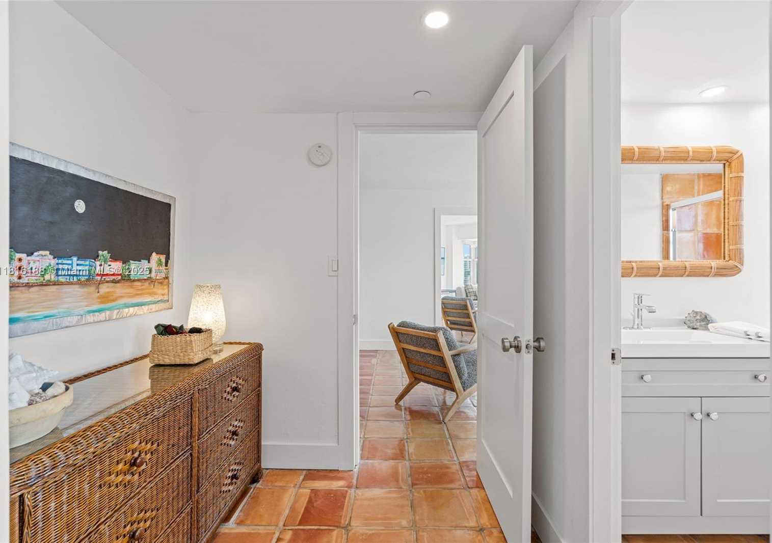 Small Image of 1881 WASHINGTON AVE #16E, Miami Beach Number 26