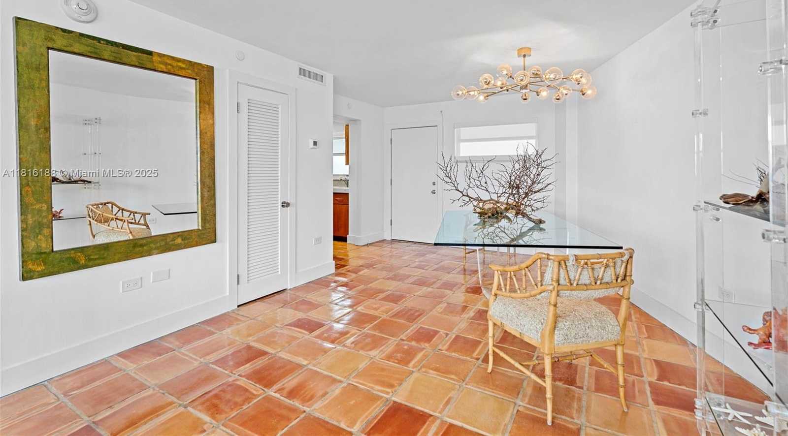 Small Image of 1881 WASHINGTON AVE #16E, Miami Beach Number 4