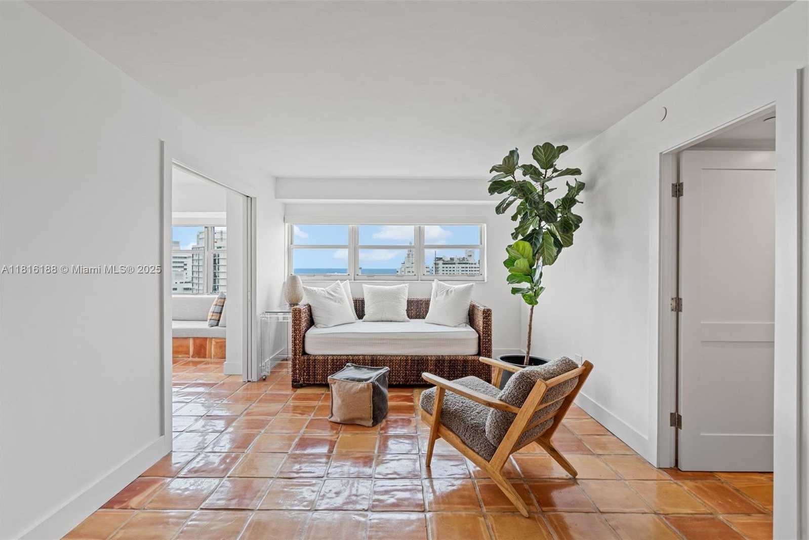 Small Image of 1881 WASHINGTON AVE #16E, Miami Beach Number 7