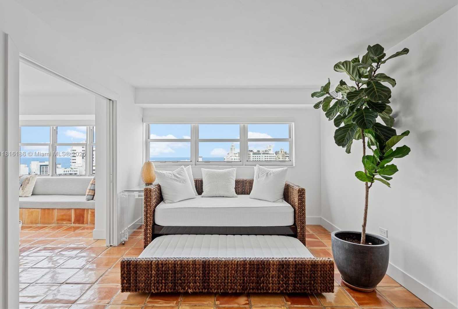 Small Image of 1881 WASHINGTON AVE #16E, Miami Beach Number 8