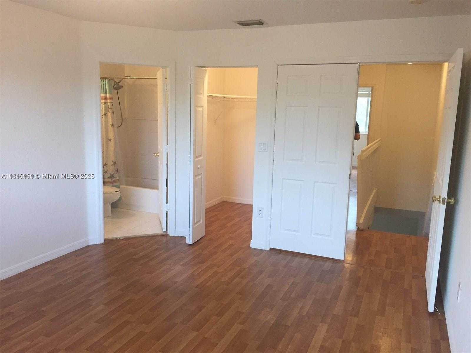 Small Image of 5737 NORTH WEST 114TH PATH #111, Doral Number 8