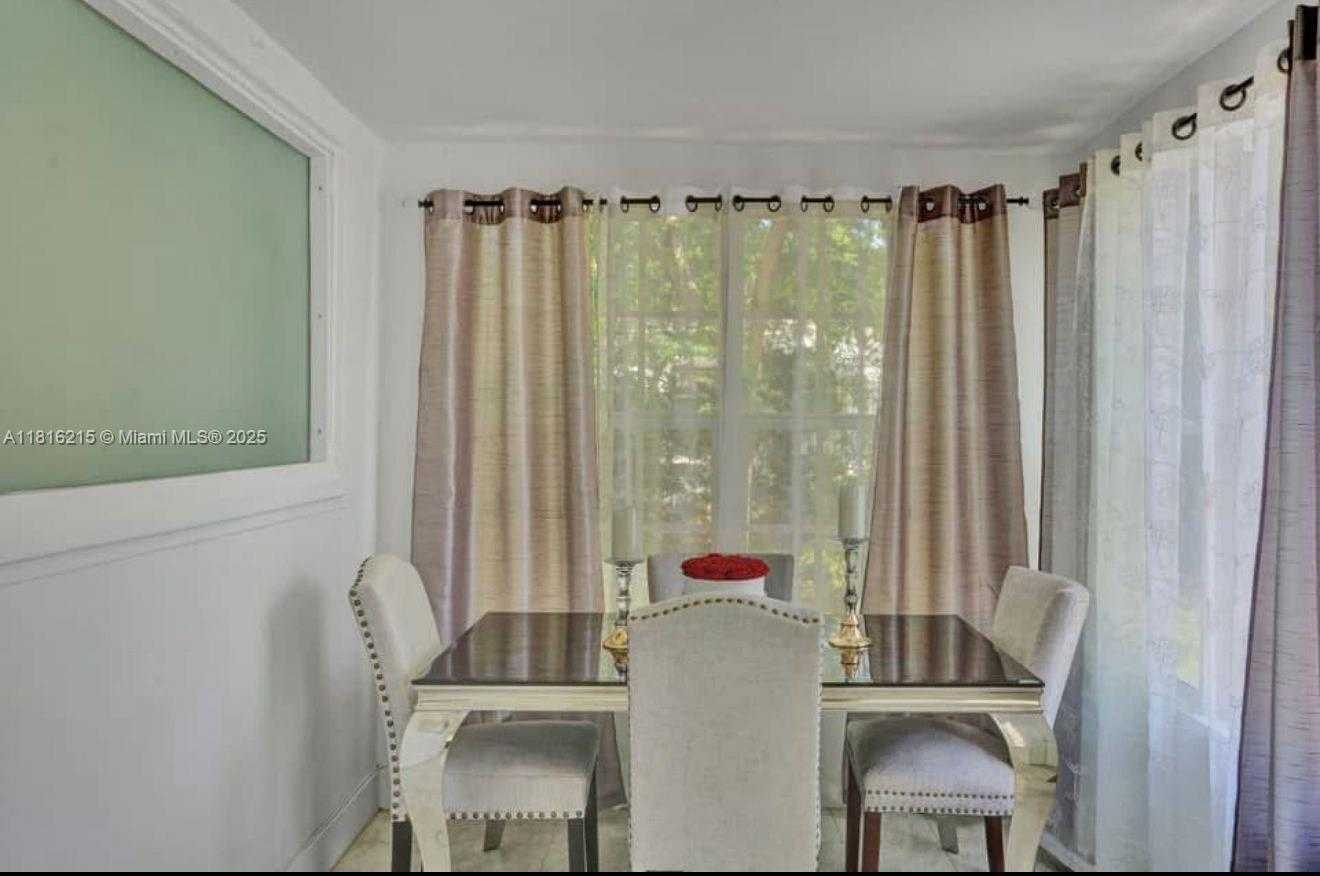 Small Image of 1005 NORTH EAST 16TH PL #1, Fort Lauderdale Number 6