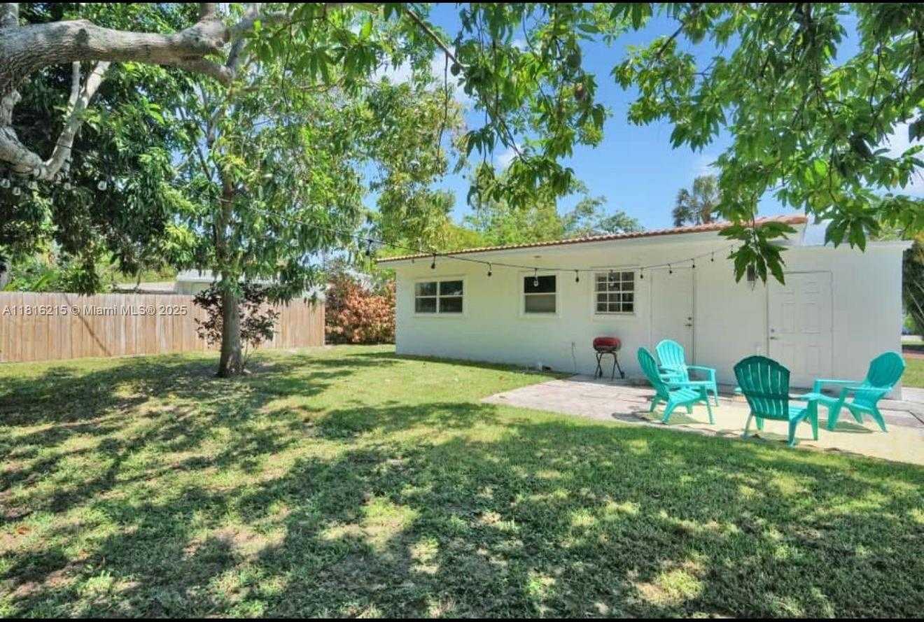 Small Image of 1005 NORTH EAST 16TH PL #1, Fort Lauderdale Number 8