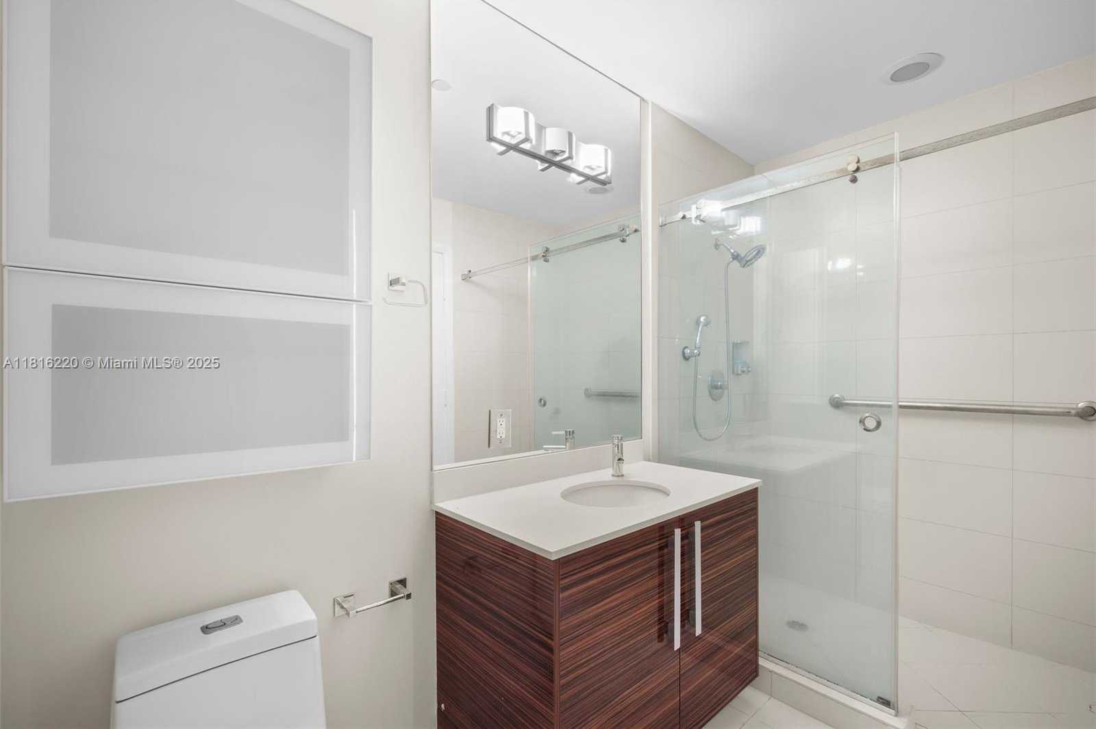 Small Image of 2020 NORTH BAYSHORE DR #1602, Miami Number 18