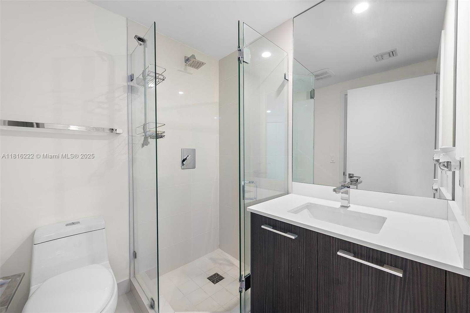 Small Image of 45 SOUTH WEST 9TH ST #4006, Miami Number 15