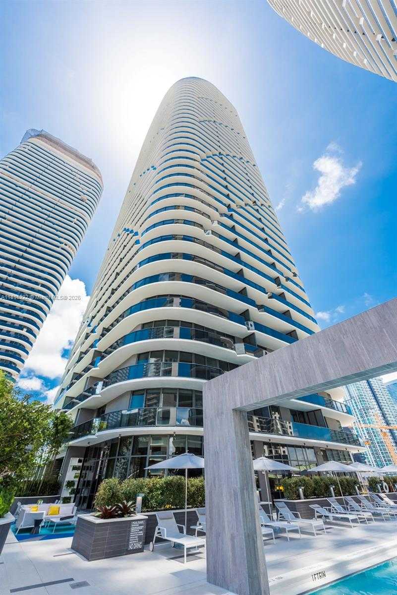 Small Image of 45 SOUTH WEST 9TH ST #4006, Miami Number 26