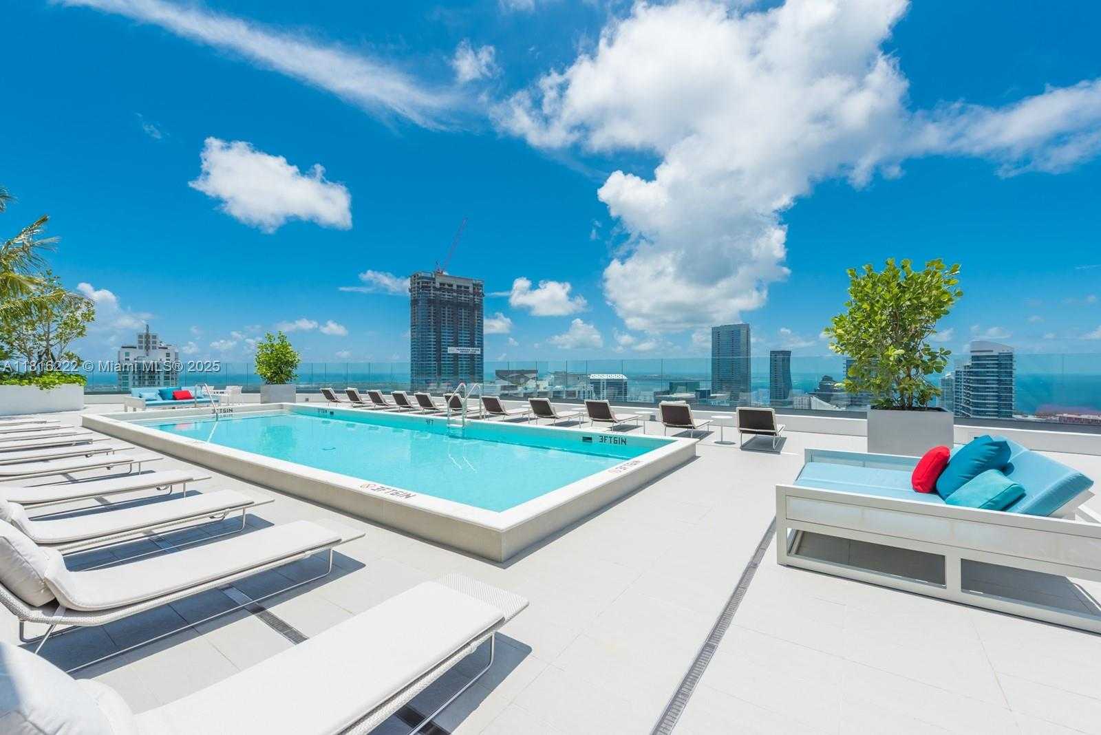 Small Image of 45 SOUTH WEST 9TH ST #4006, Miami Number 30