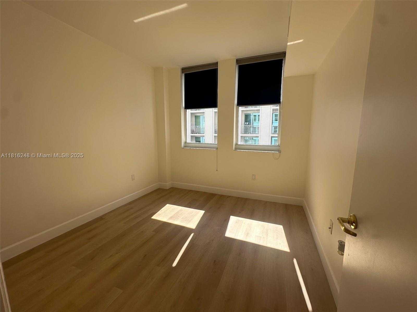 Small Image of Coral Gables Number 16