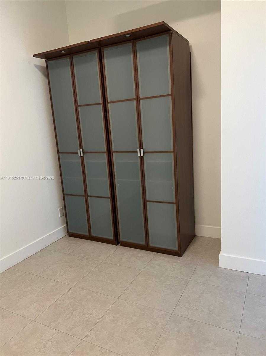 Small Image of 3029 NORTH EAST 188TH ST #606, Aventura Number 17