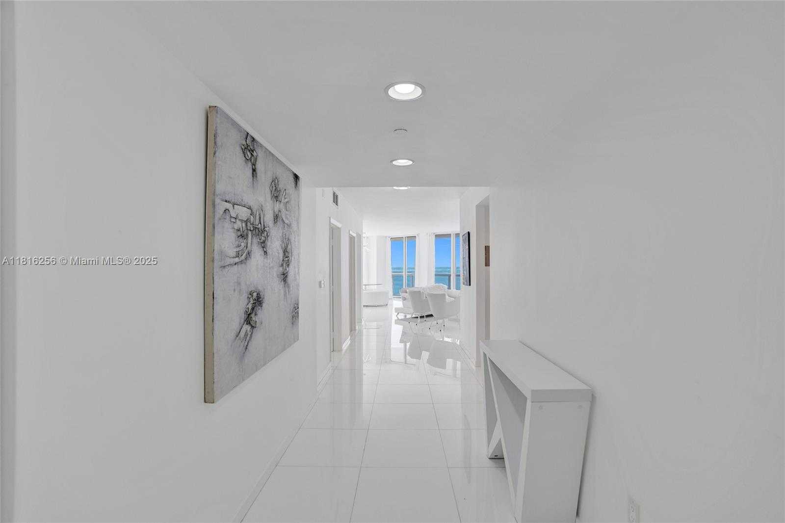 Small Image of 6365 COLLINS AVE #2403, Miami Beach Number 14