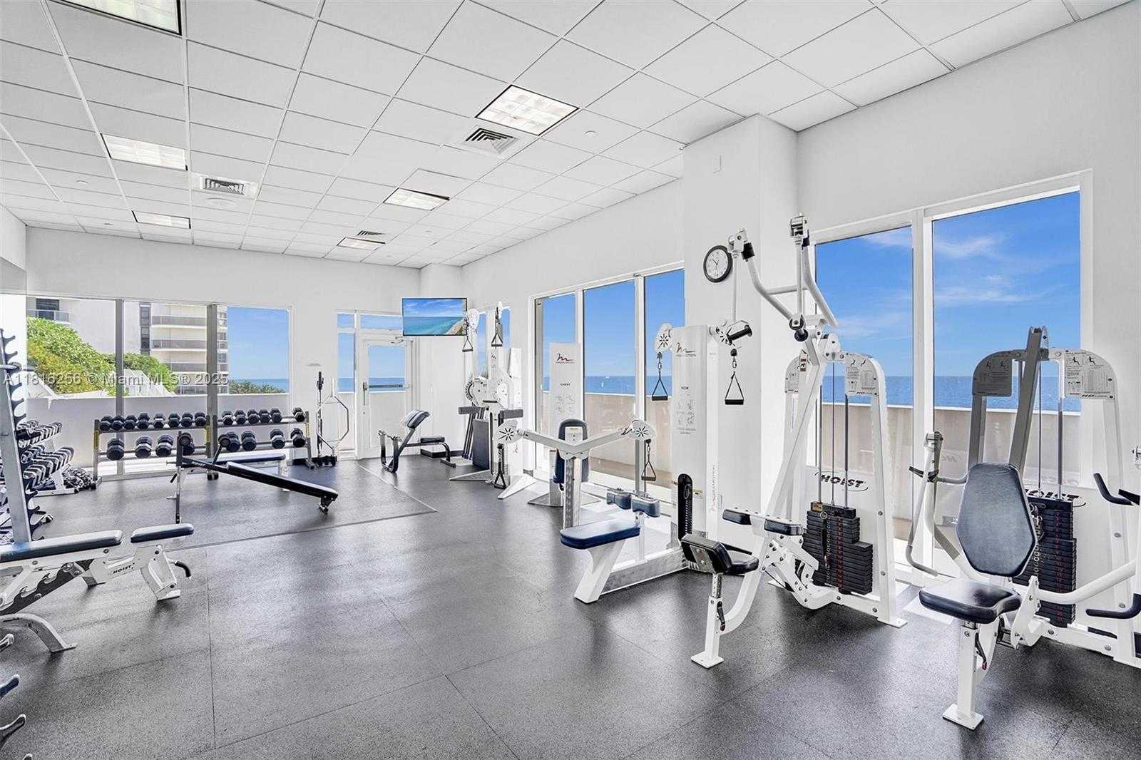 Small Image of 6365 COLLINS AVE #2403, Miami Beach Number 23