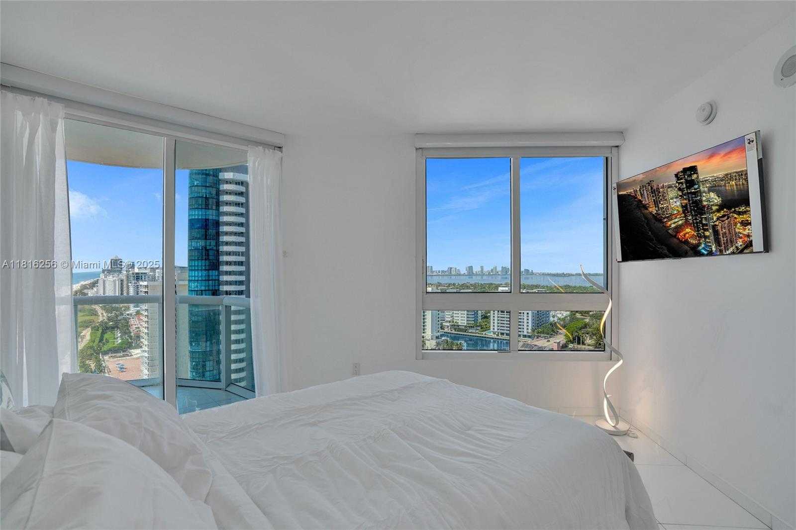 Small Image of 6365 COLLINS AVE #2403, Miami Beach Number 8