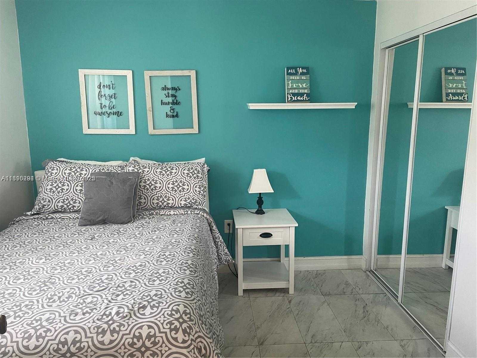 Small Image of 201 178TH DR #326, Sunny Isles Beach Number 6