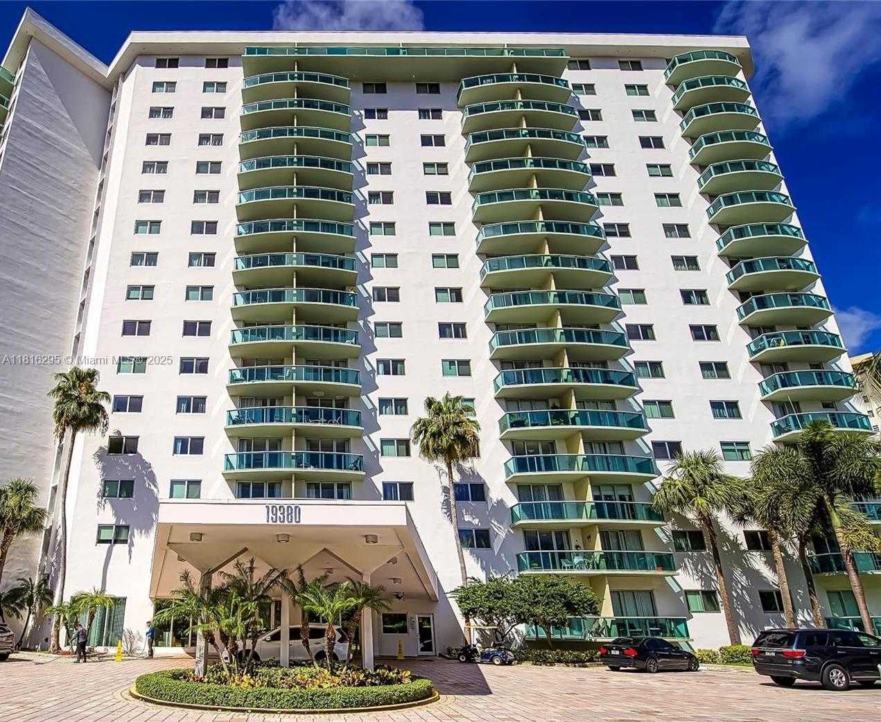 Small Image of 19380 COLLINS AVE #510, Sunny Isles Beach Number 17