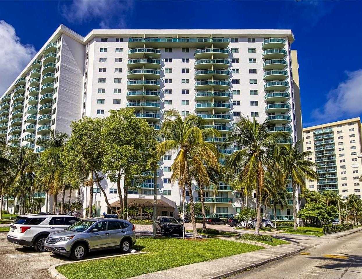 Small Image of 19380 COLLINS AVE #510, Sunny Isles Beach Number 18