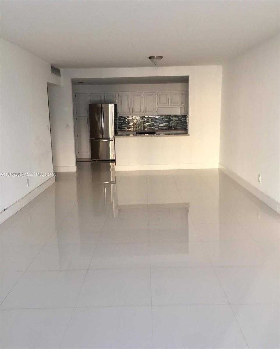 Small Image of 19380 COLLINS AVE #510, Sunny Isles Beach Number 2