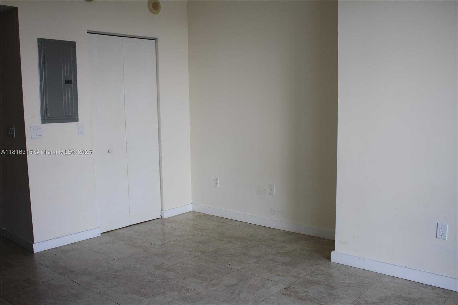Small Image of 185 SOUTH WEST 7TH ST #3606, Miami Number 7