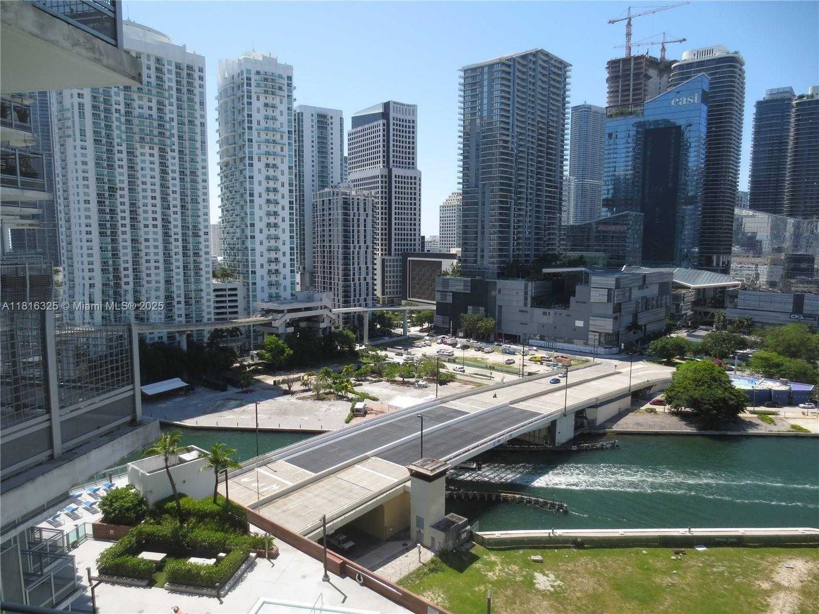 Small Image of 350 SOUTH MIAMI AVE #1812, Miami Number 7