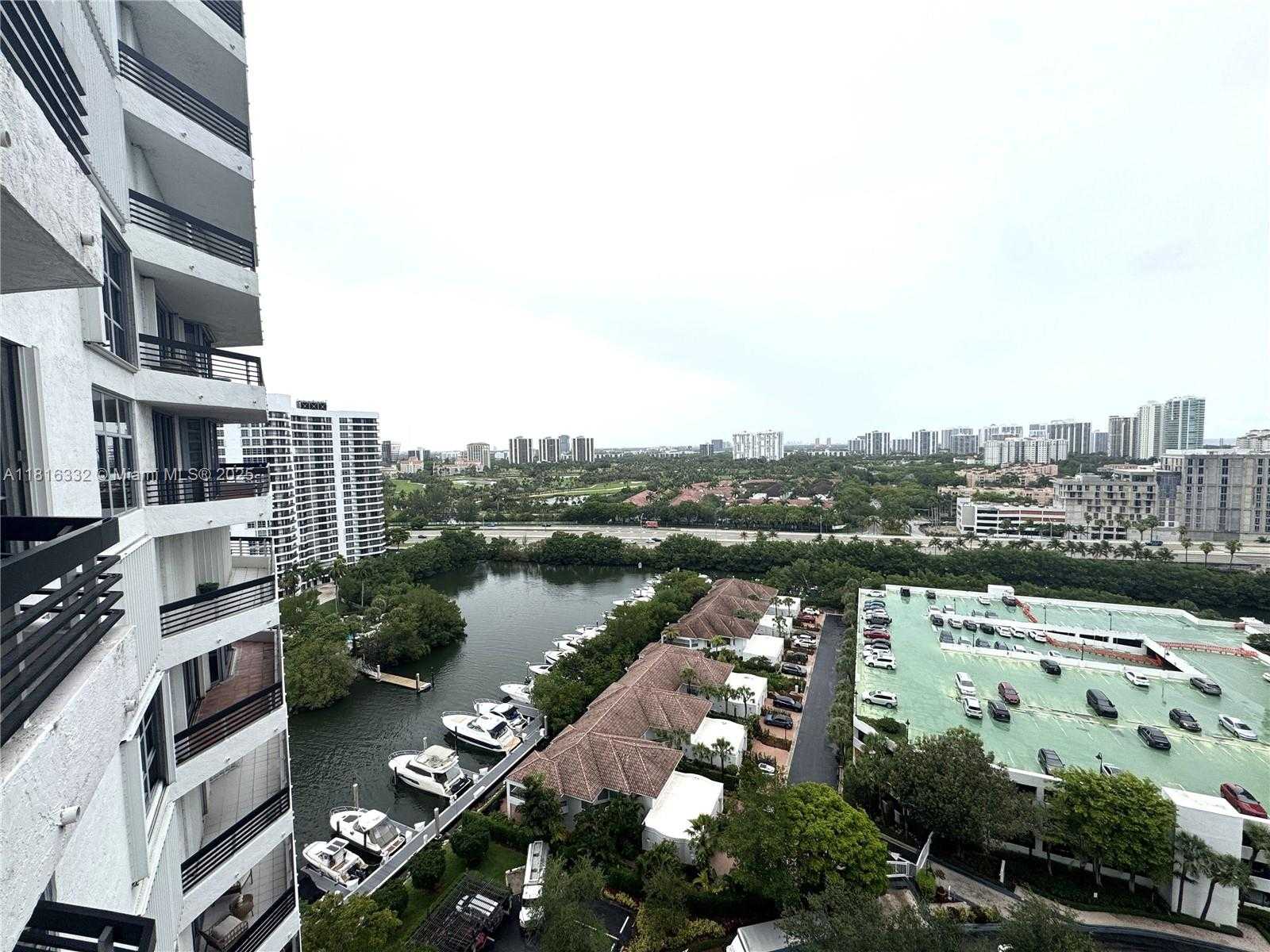 Small Image of 3530 MYSTIC POINTE DR #1907, Aventura Number 19