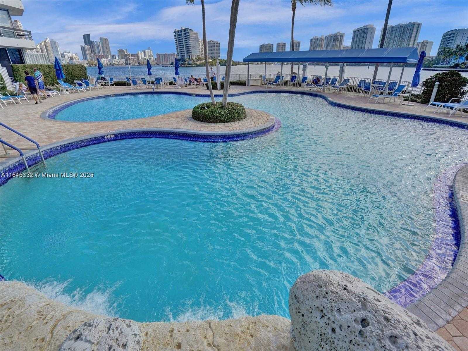 Small Image of 3530 MYSTIC POINTE DR #1907, Aventura Number 27