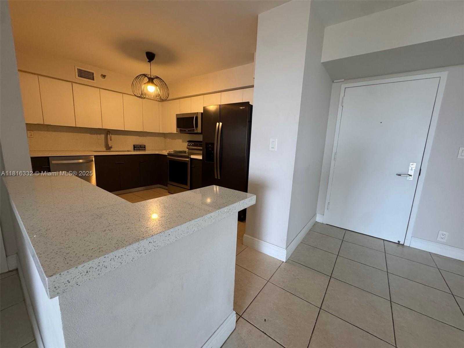 Small Image of 3530 MYSTIC POINTE DR #1907, Aventura Number 9