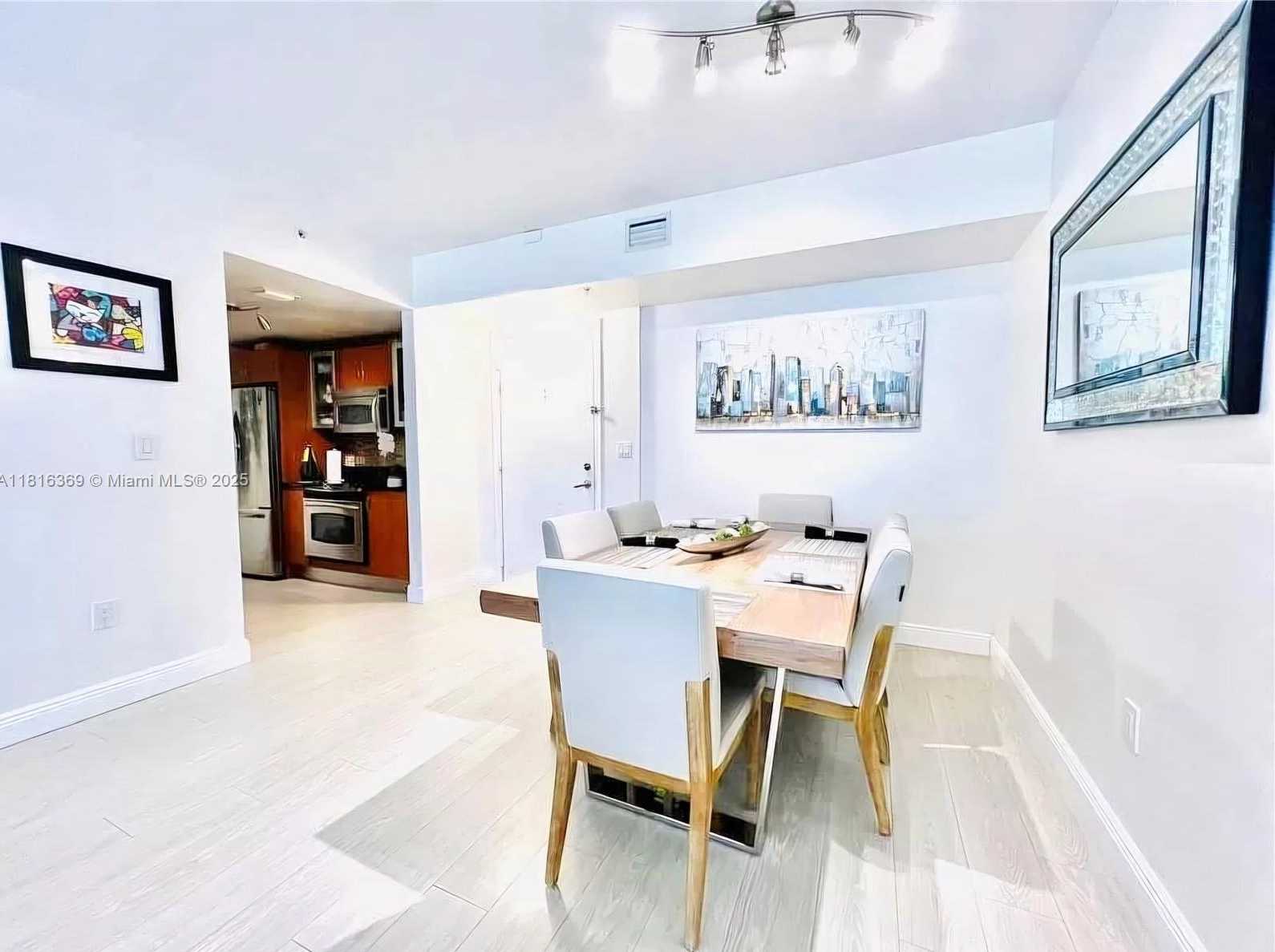 Small Image of 2775 NORTH EAST 187TH ST #622, Aventura Number 2