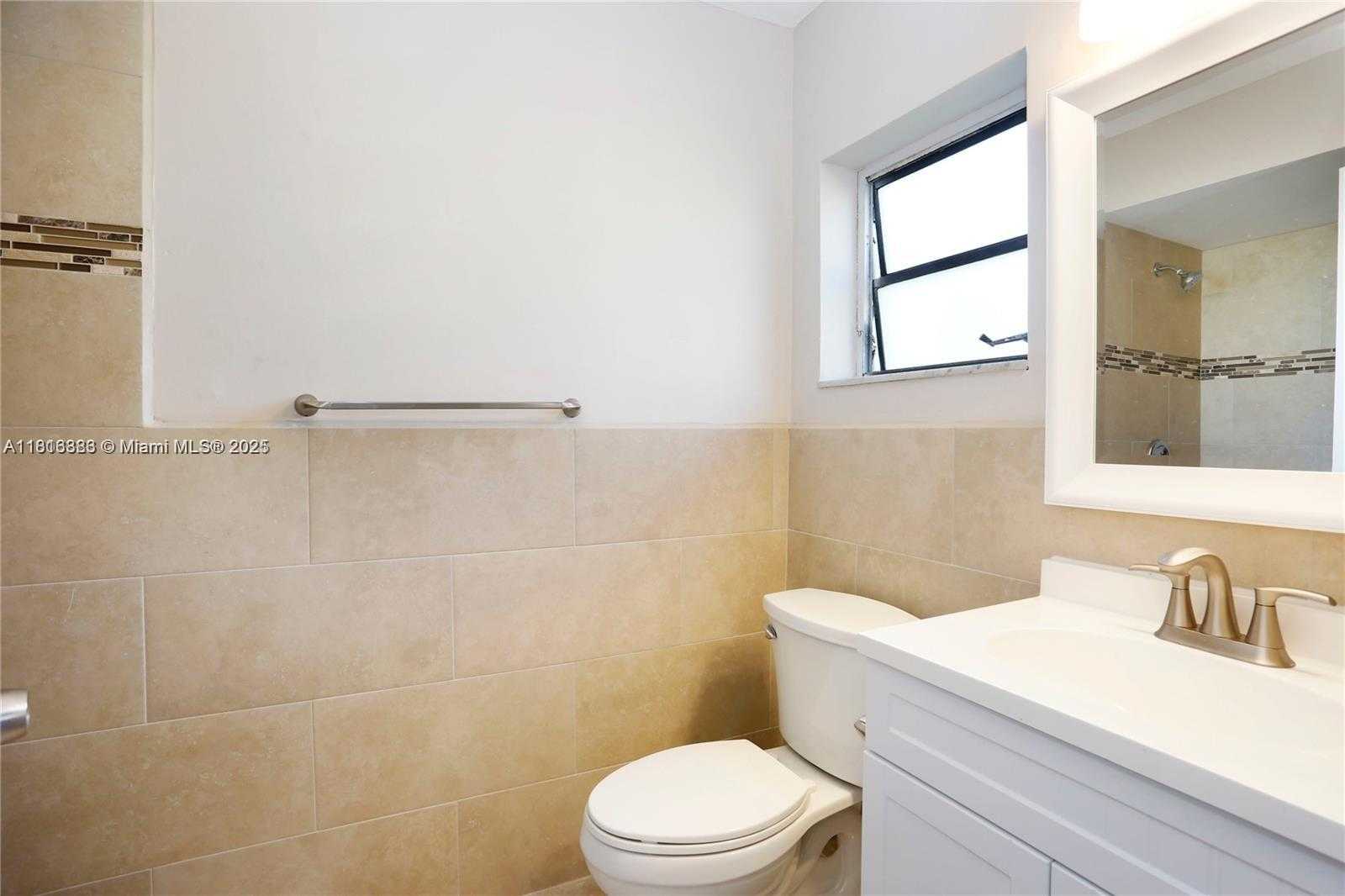 Small Image of 4902 SOUTH WEST 138TH AVE, Miami Number 8