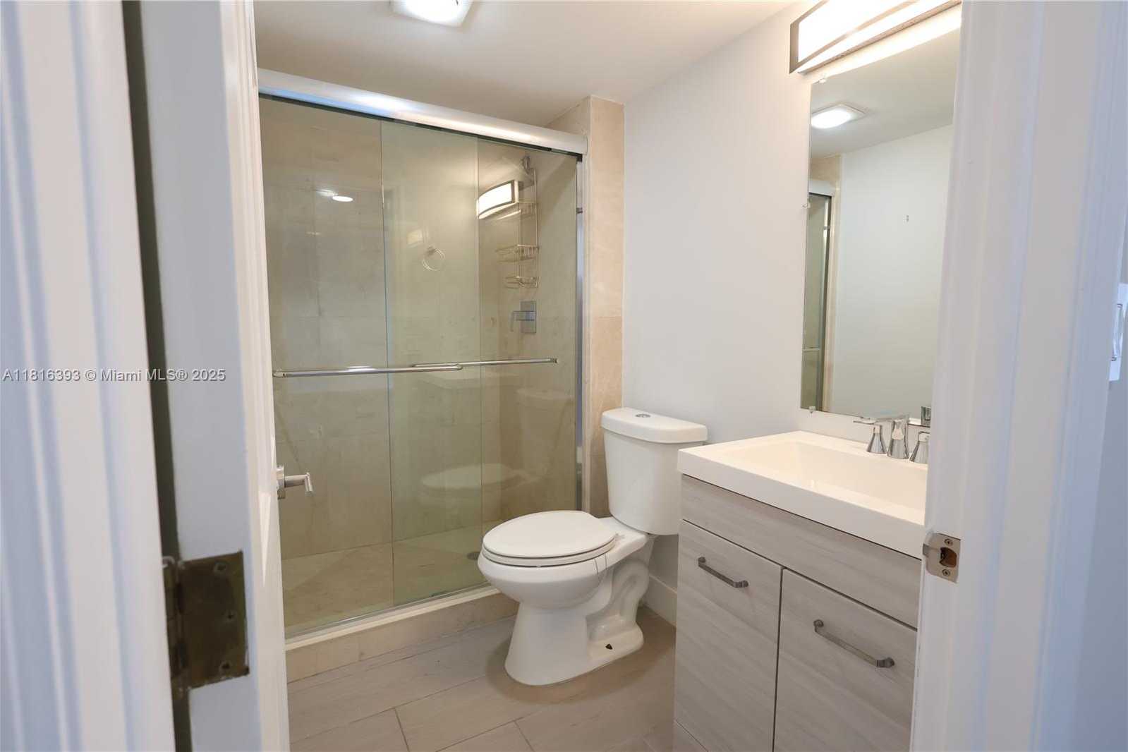 Small Image of 20515 EAST COUNTRY CLUB DR #543, Aventura Number 22