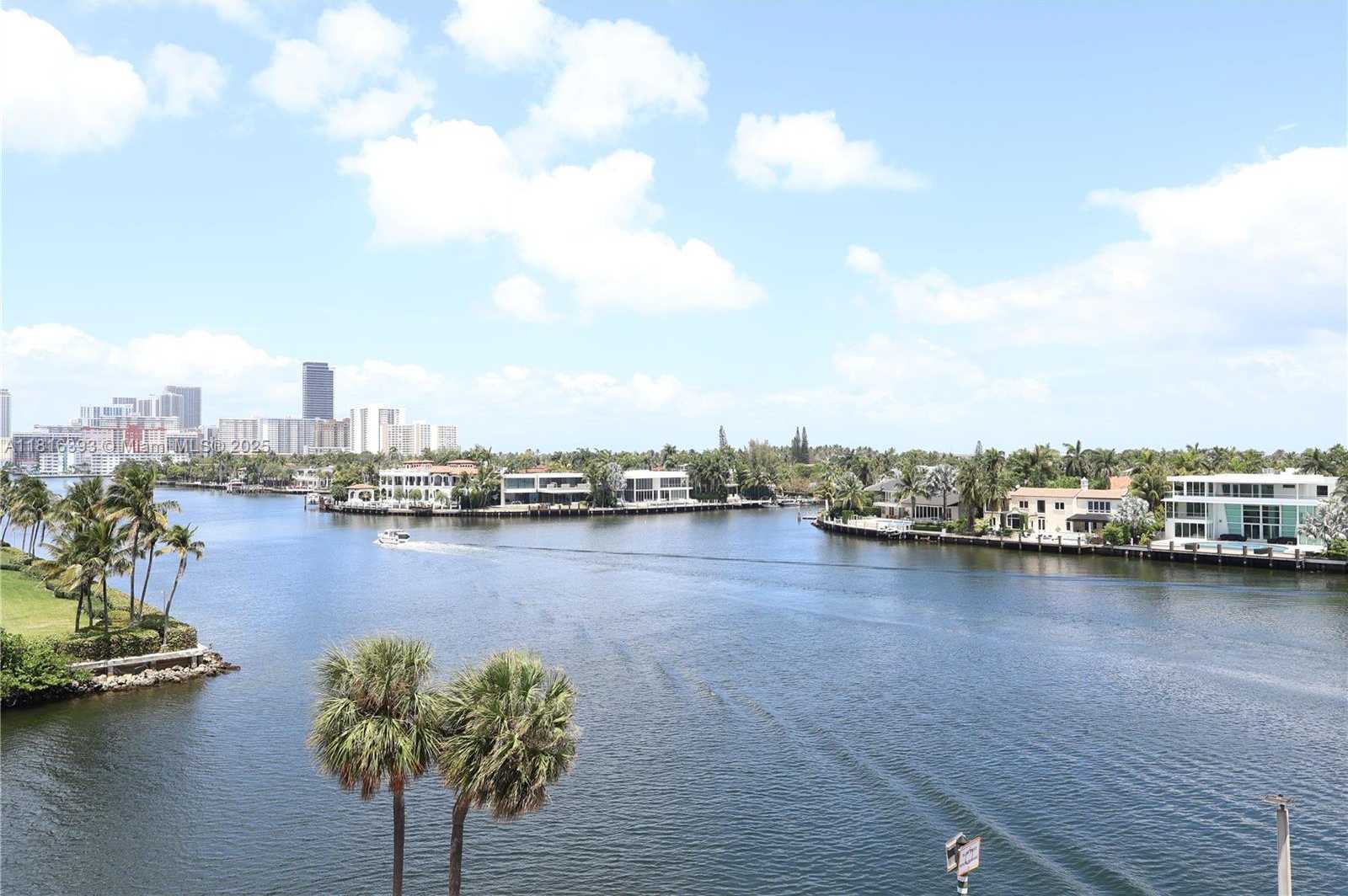 Small Image of 20515 EAST COUNTRY CLUB DR #543, Aventura Number 31