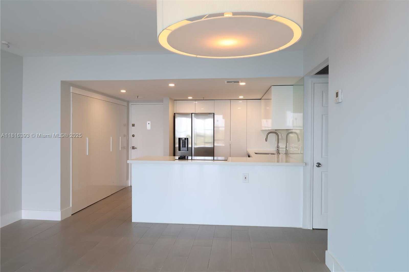 Small Image of 20515 EAST COUNTRY CLUB DR #543, Aventura Number 32