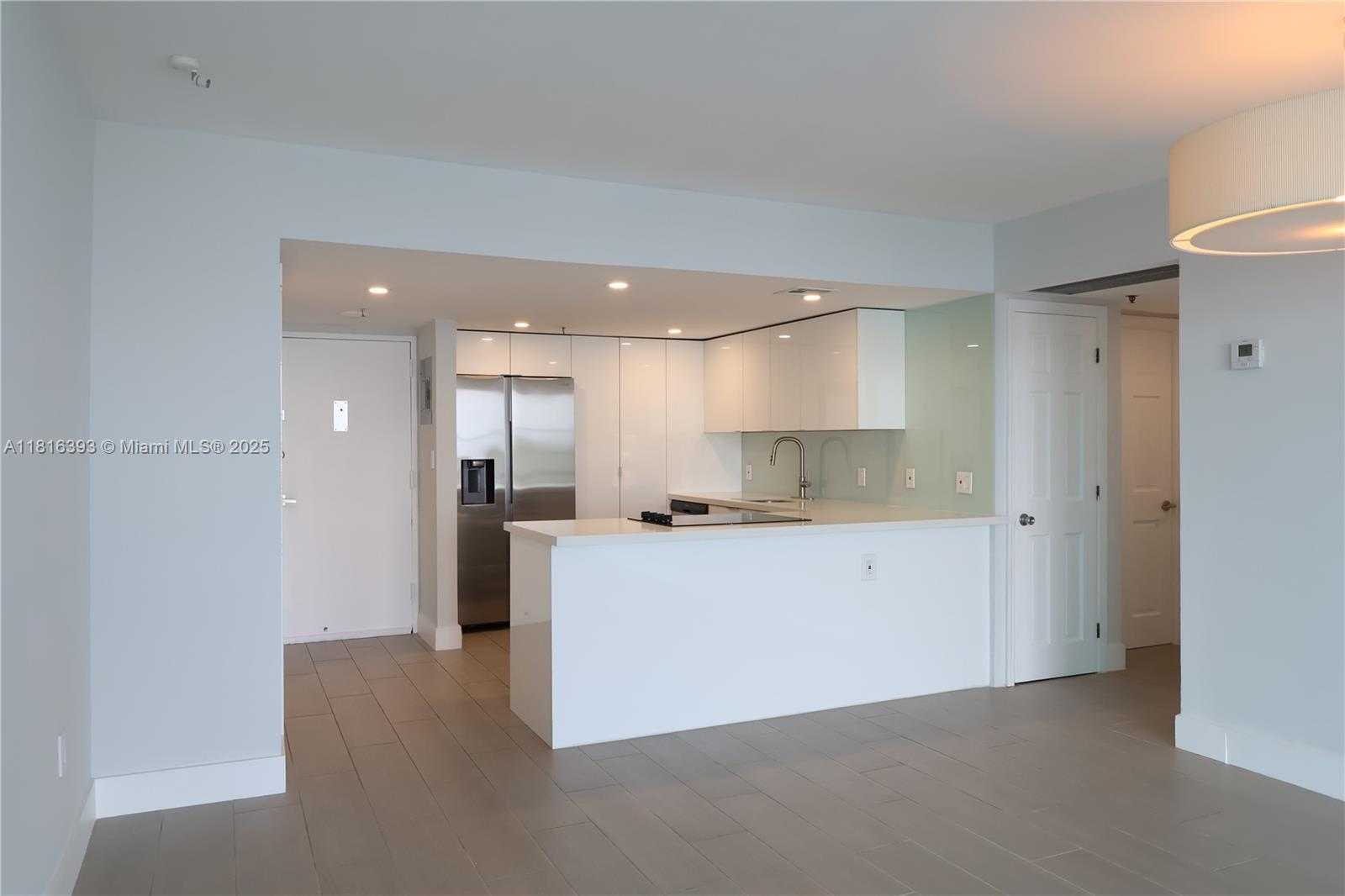 Small Image of 20515 EAST COUNTRY CLUB DR #543, Aventura Number 35