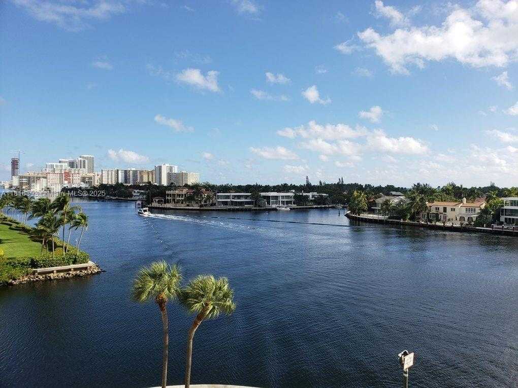 Small Image of 20515 EAST COUNTRY CLUB DR #543, Aventura Number 36