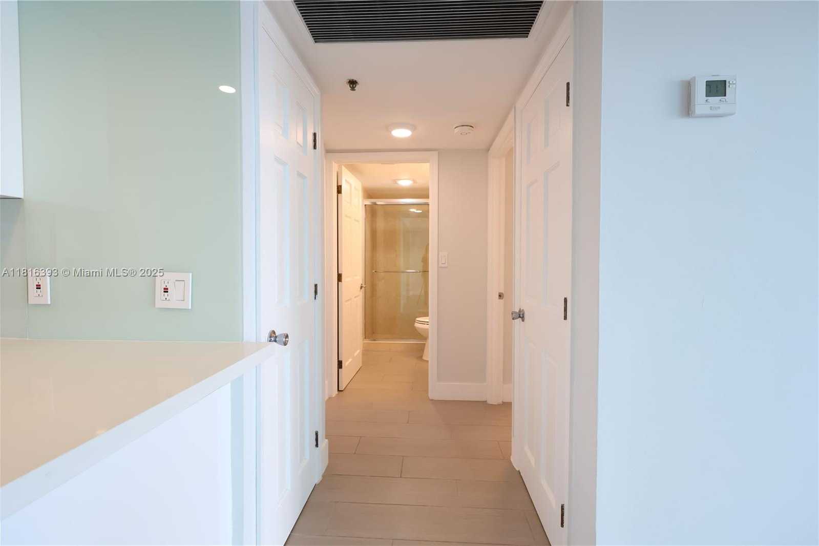 Small Image of 20515 EAST COUNTRY CLUB DR #543, Aventura Number 6
