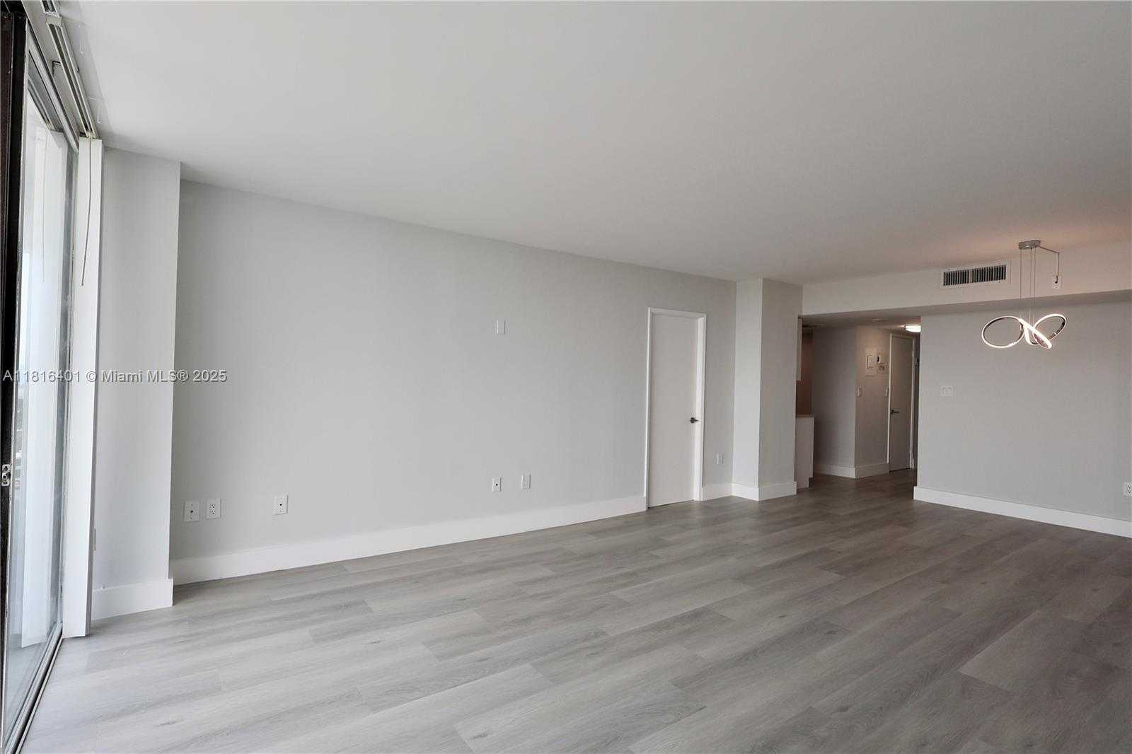 Small Image of 20515 EAST COUNTRY CLUB DR #1841, Aventura Number 17