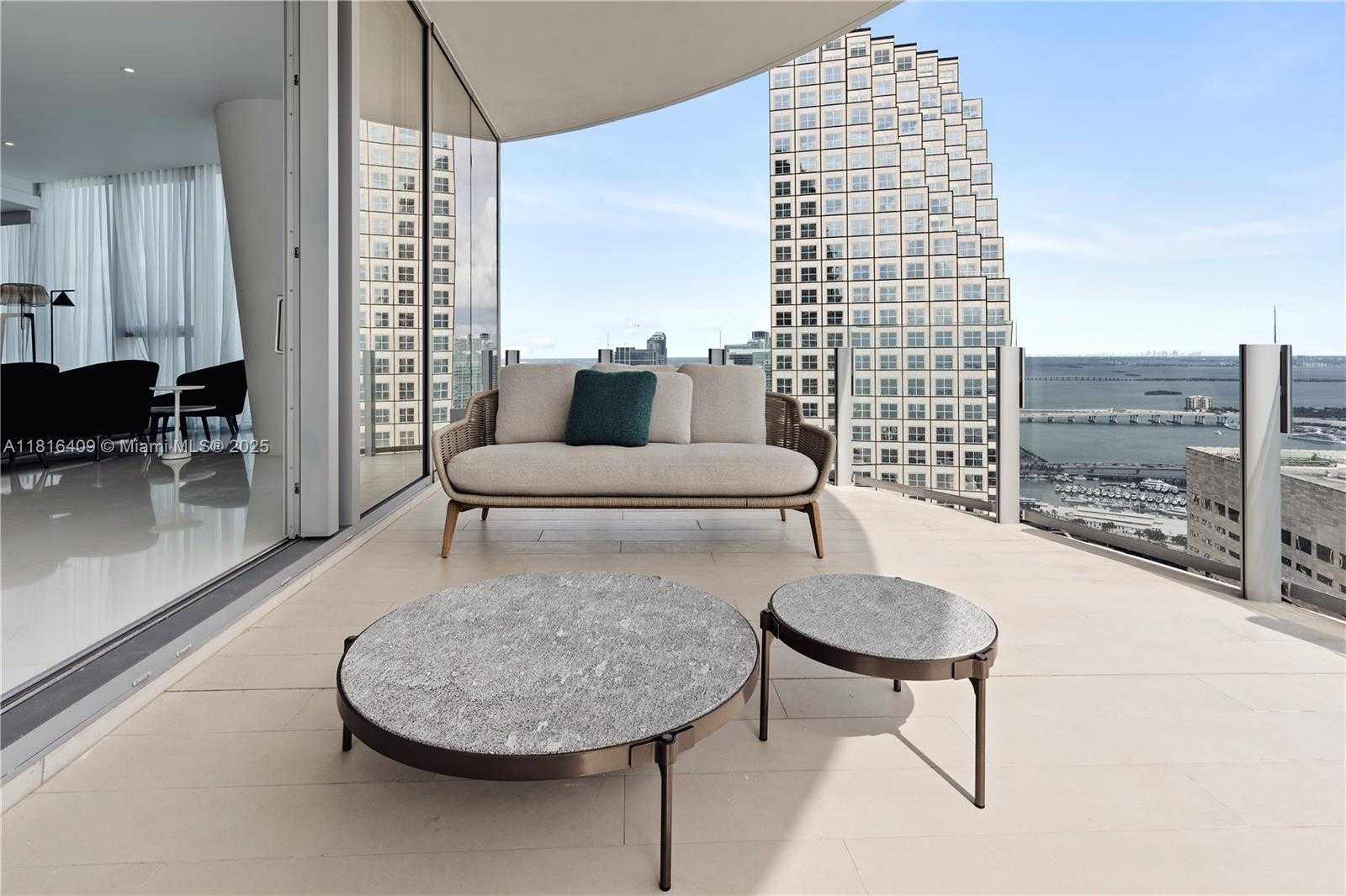 Small Image of 300 BISCAYNE BLVD WAY #5101, Miami Number 35
