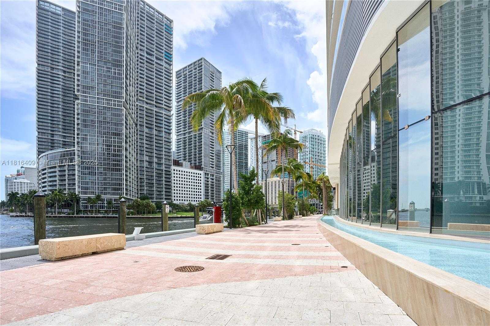 Small Image of 300 BISCAYNE BLVD WAY #5101, Miami Number 51