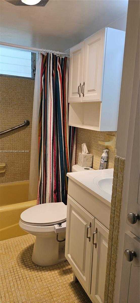 Small Image of 2851 LEONARD DR #J202, Aventura Number 15