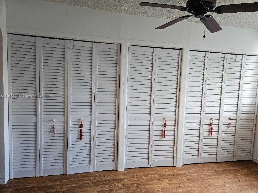 Small Image of 2851 LEONARD DR #J202, Aventura Number 5