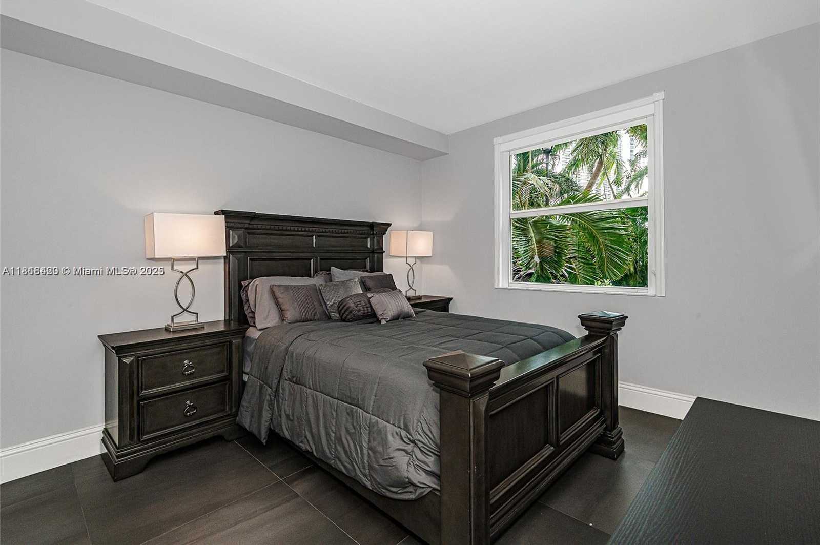Small Image of 17145 NORTH BAY RD #4106, Sunny Isles Beach Number 21
