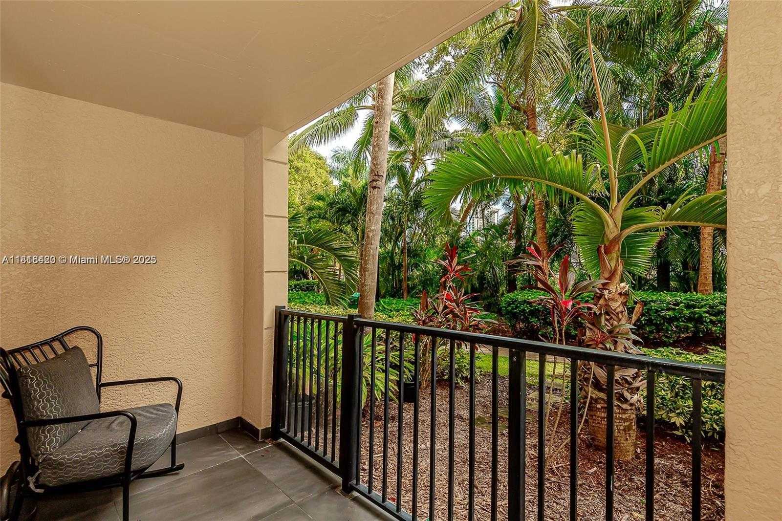 Small Image of 17145 NORTH BAY RD #4106, Sunny Isles Beach Number 6