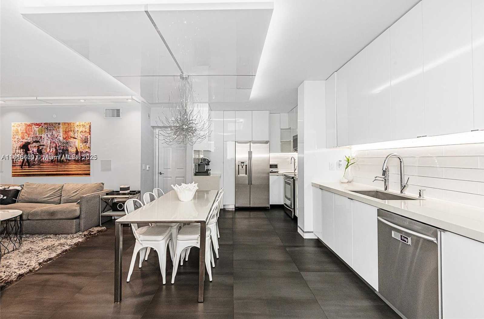 Small Image of 17145 NORTH BAY RD #4106, Sunny Isles Beach Number 7