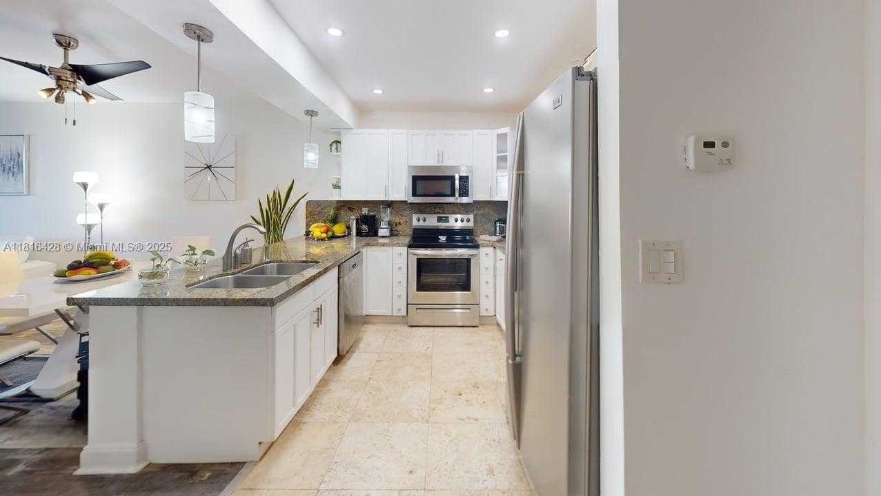 Small Image of 500 THREE ISLANDS BLVD #101, Hallandale Beach Number 17