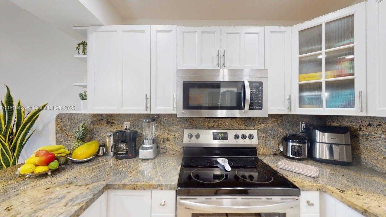 Small Image of 500 THREE ISLANDS BLVD #101, Hallandale Beach Number 19