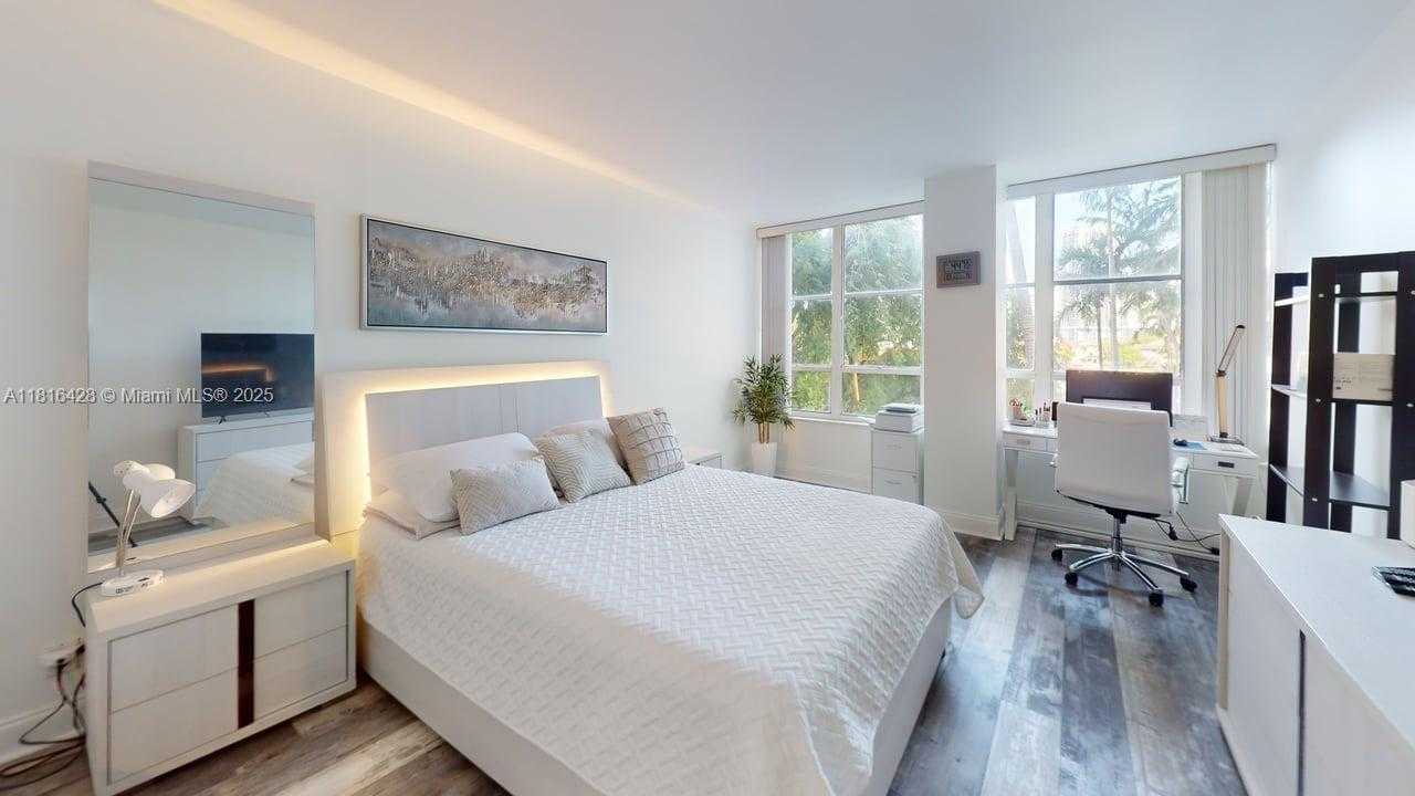 Small Image of 500 THREE ISLANDS BLVD #101, Hallandale Beach Number 21