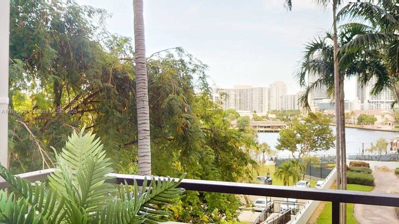 Small Image of 500 THREE ISLANDS BLVD #101, Hallandale Beach Number 5