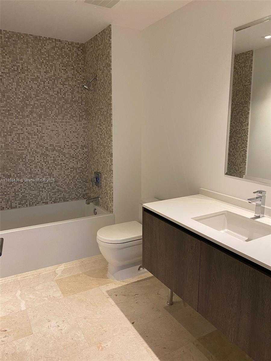 Small Image of 68 SOUTH EAST 6TH ST #3404, Miami Number 20