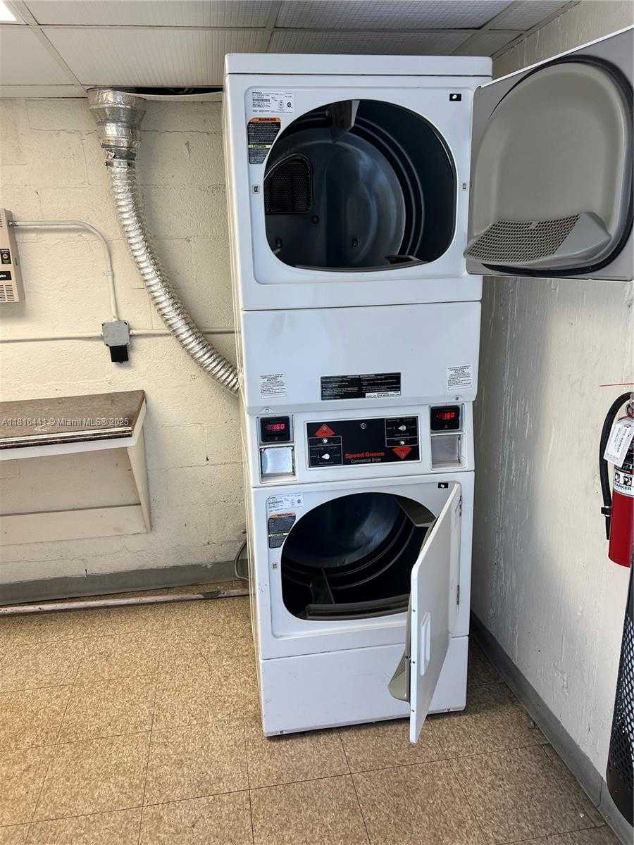 Small Image of 2020 NORTH EAST 135TH ST #801, North Miami Number 16